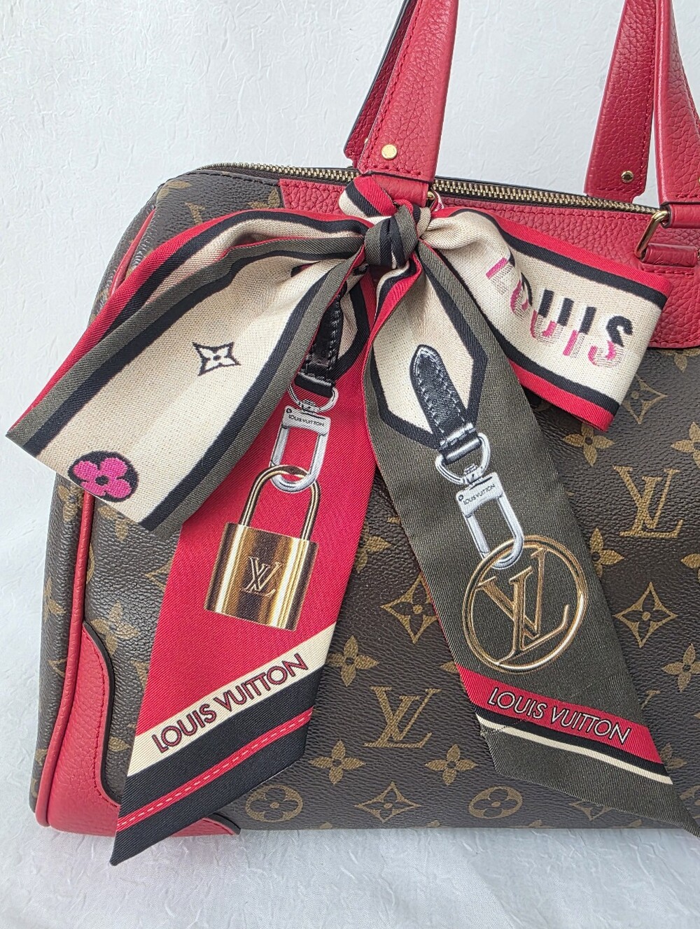Auth Louis Vuitton Trompe L'oeil Silk Bandeau Scarf